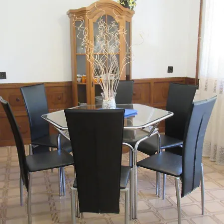 Holiday Fehervari - Ald301 Tatil Evi